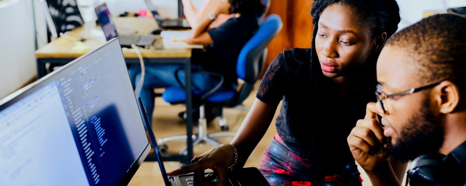 desola-lanre-ologun-IgUR1iX0mqM-unsplash